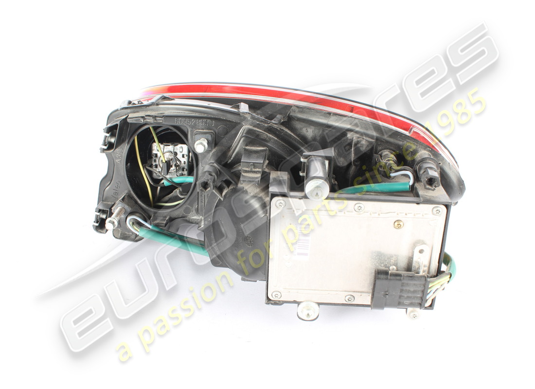 used ferrari rh headlight beam rosso corsa lhd part number 69181469 (3)