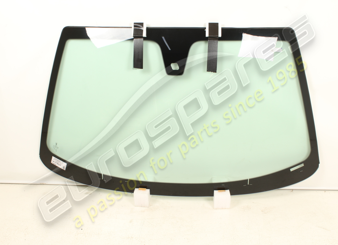 new ferrari windscreen f12 tdf. part number 87095400 (1)