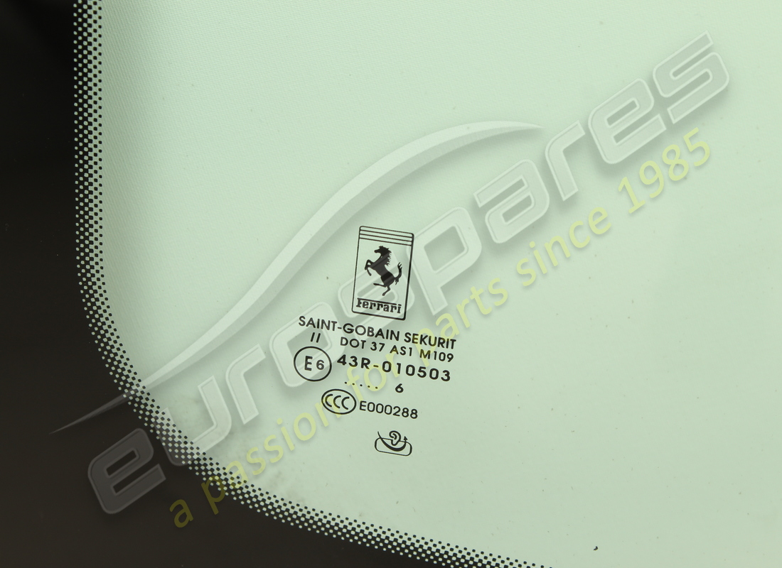 new ferrari windscreen f12 tdf. part number 87095400 (2)