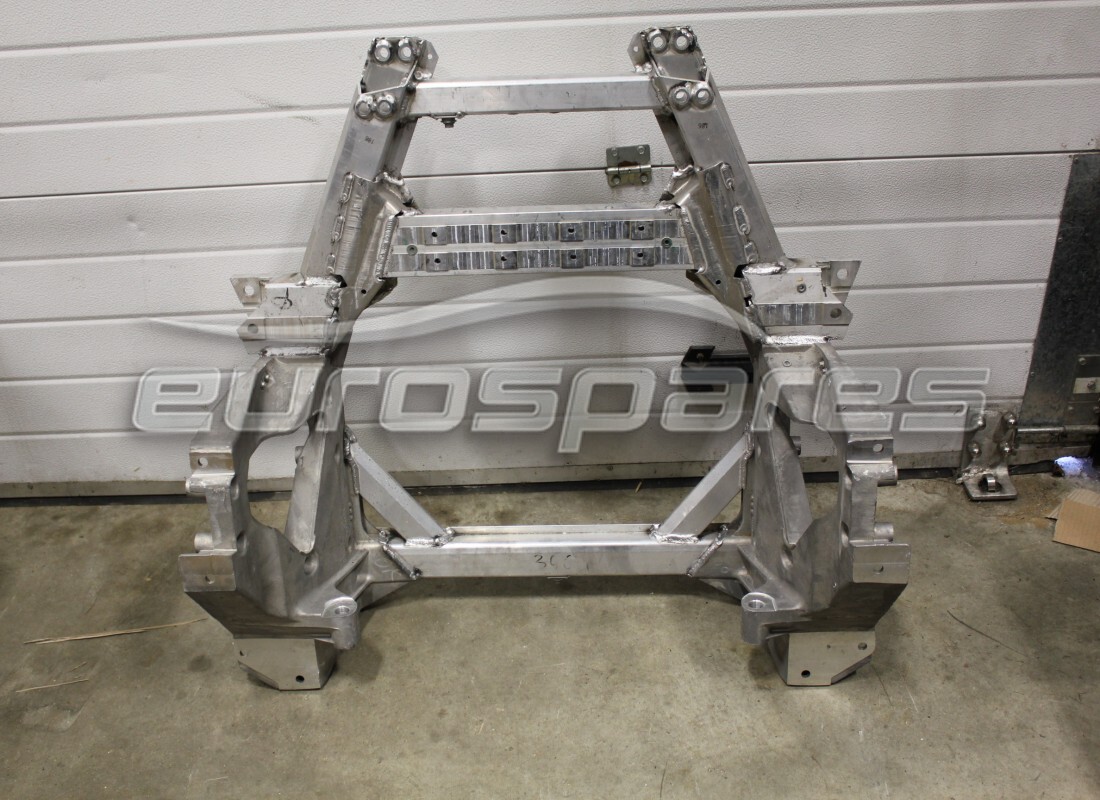 NEW Ferrari REAR SUBFRAME . PART NUMBER 277302 (1)