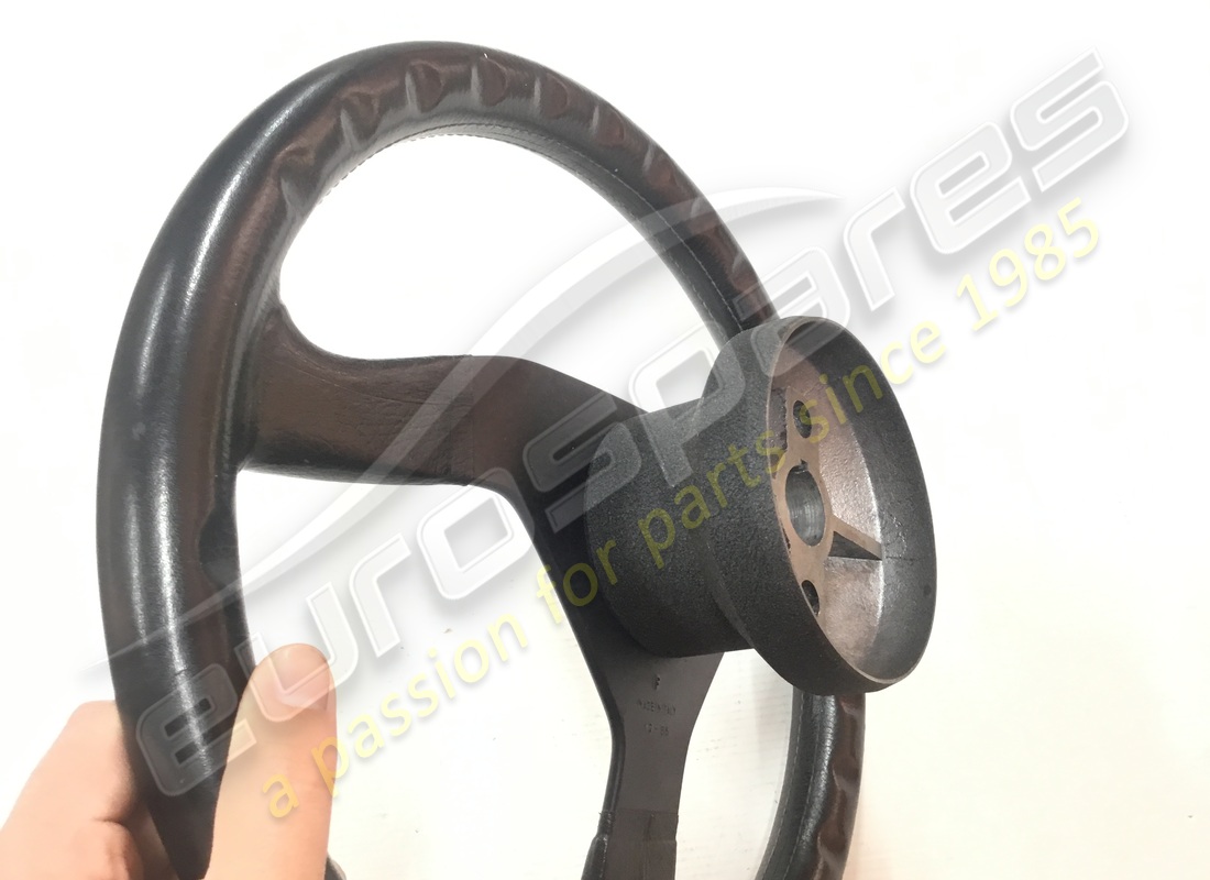 used ferrari steering wheel complete. part number 136549 (3)