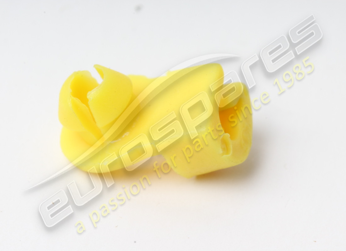 new ferrari tie rod retaining clip. part number 65700900 (1)