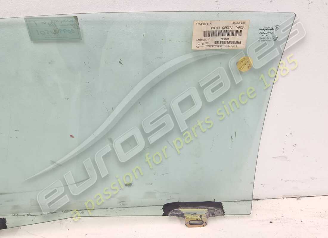 new lamborghini rh door window. part number 009921501 (5)