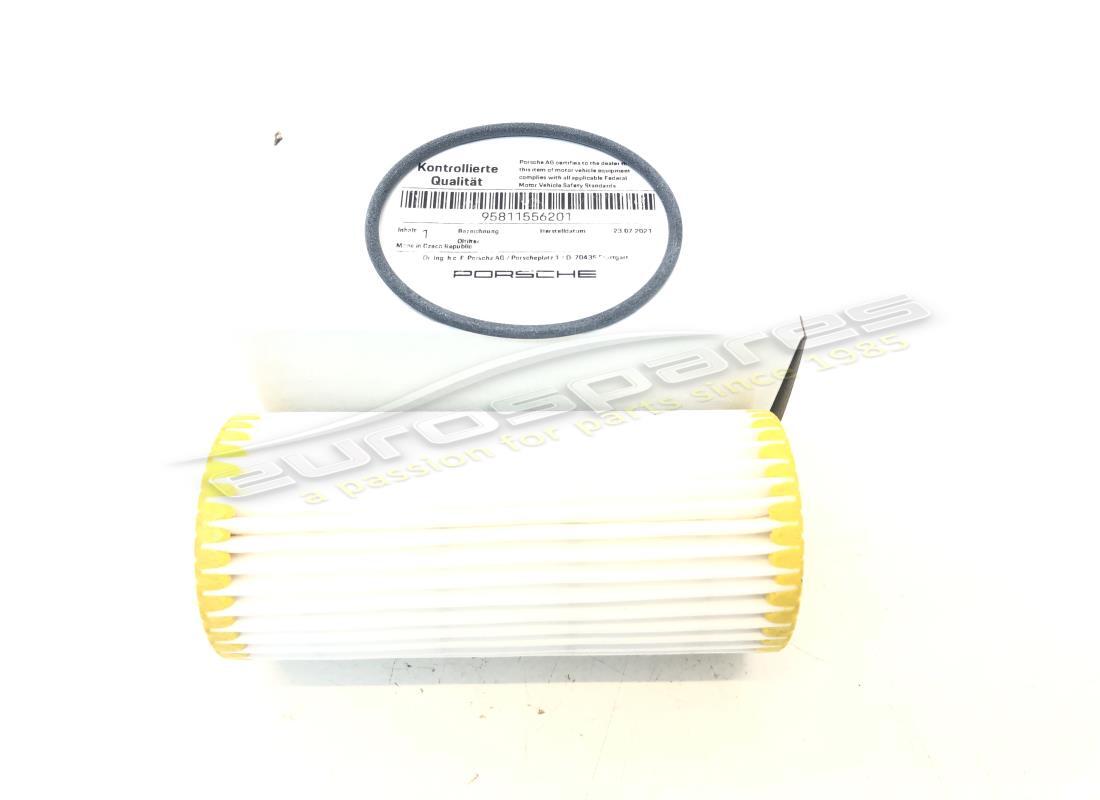 new porsche oil filter. part number 95811556201 (1)