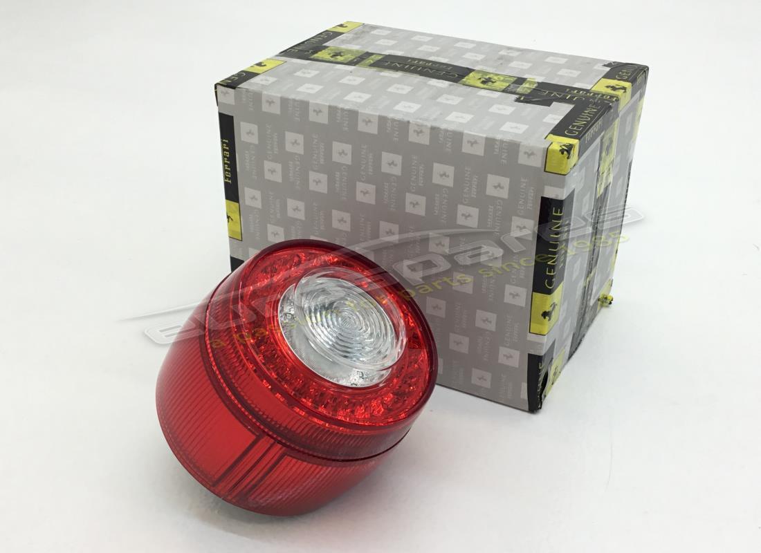 new ferrari rh tail light. part number 291713 (1)