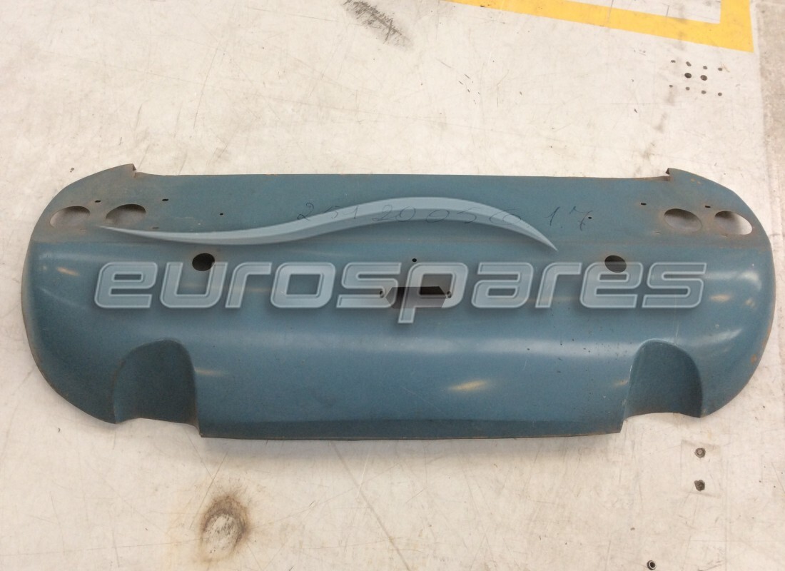 new ferrari rear centre panel. part number 2512005617 (1)