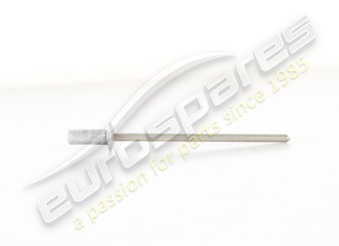new maserati rivet. part number 14641397 (1)