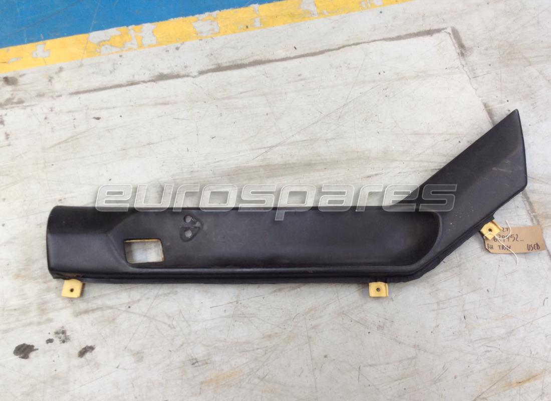 USED Ferrari TRIM FOR RH DOOR LOWER PANEL . PART NUMBER 629952.. (1)