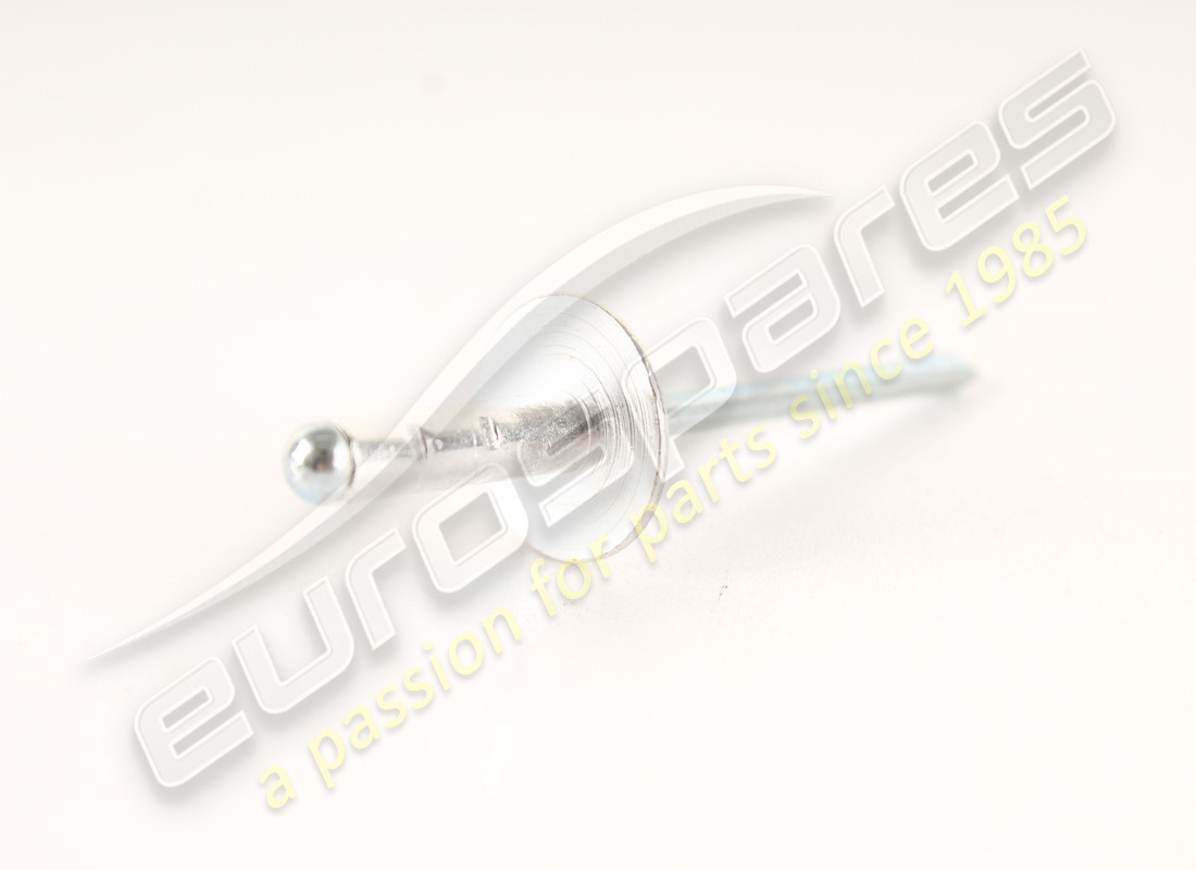 new maserati rivet. part number 675000323 (1)