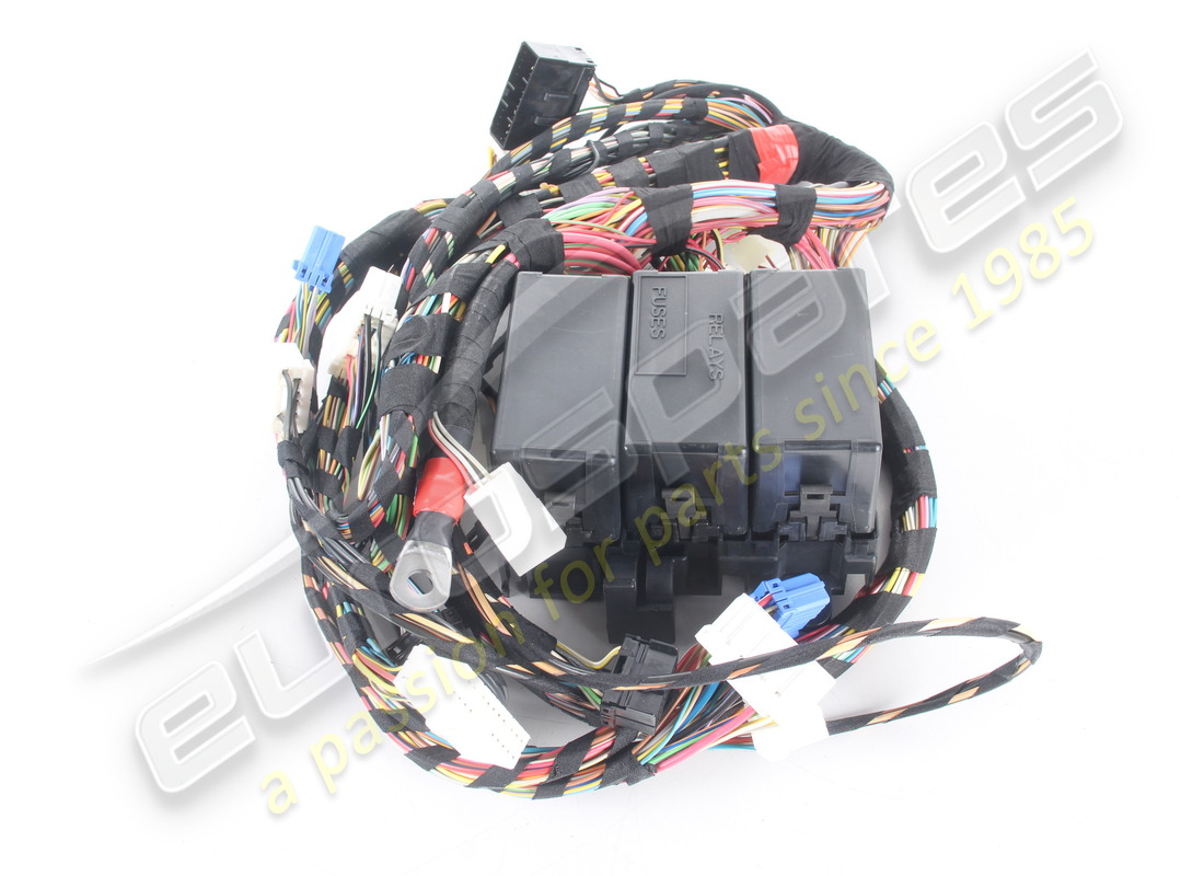 NEW FERRARI LH REAR TUNNEL CONNECTION CABLE. PART NUMBER 200847 (2) new ferrari lh rear tunnel connection cable. part number 200847 (2)