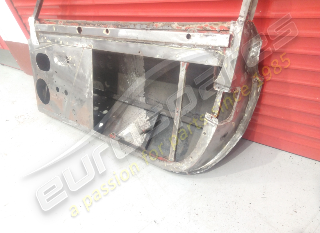 used ferrari rh door. part number 20018404a (3)