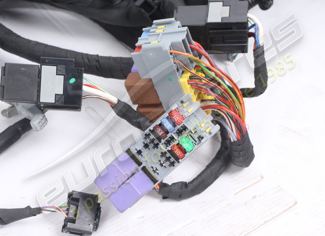 NEW FERRARI FRONT CABLE. PART NUMBER 288057 (4) new ferrari front cable. part number 288057 (4)