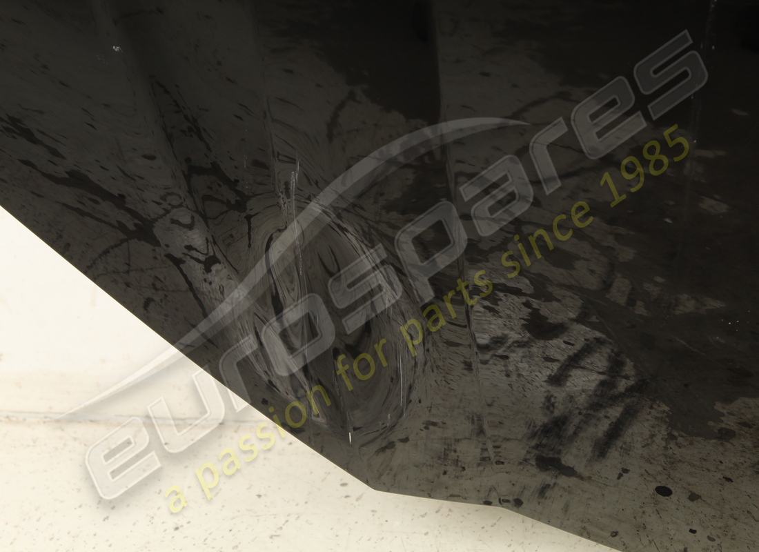 used lamborghini hood. part number 4ml823029 (4)