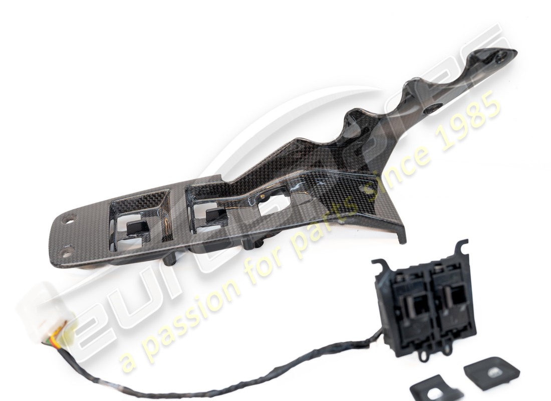 NEW FERRARI 458 SPIDER CARBON FIBER BRIDGE KIT, LAFERRARI STYLE. PART NUMBER 70003813 (6) new ferrari 458 spider carbon fiber bridge kit, laferrari style. part number 70003813 (6)
