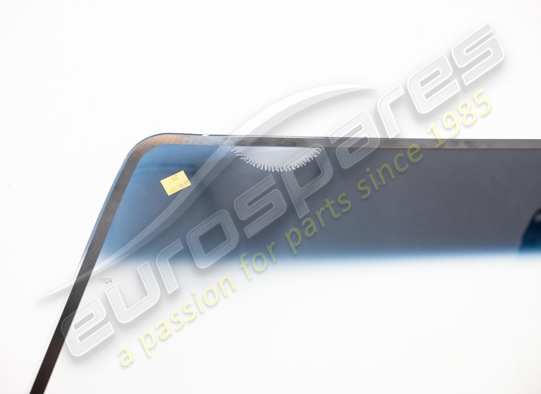 NEW (OTHER) EUROSPARES WINDSCREEN 512BB & 512BBI & 365BB. PART NUMBER 50015304A (3) new (other) eurospares windscreen 512bb & 512bbi & 365bb. part number 50015304a (3)