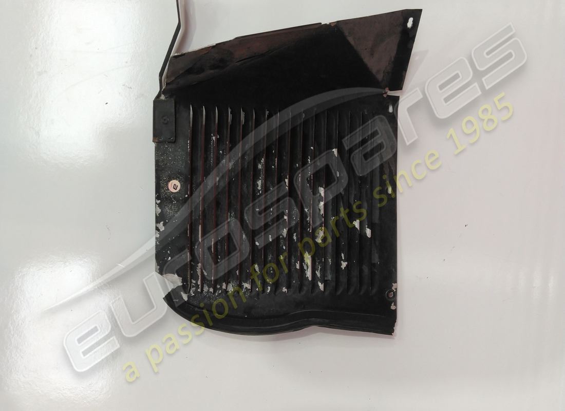 USED Ferrari LH REAR GRAVEL GUARD . PART NUMBER 64894900 (1)