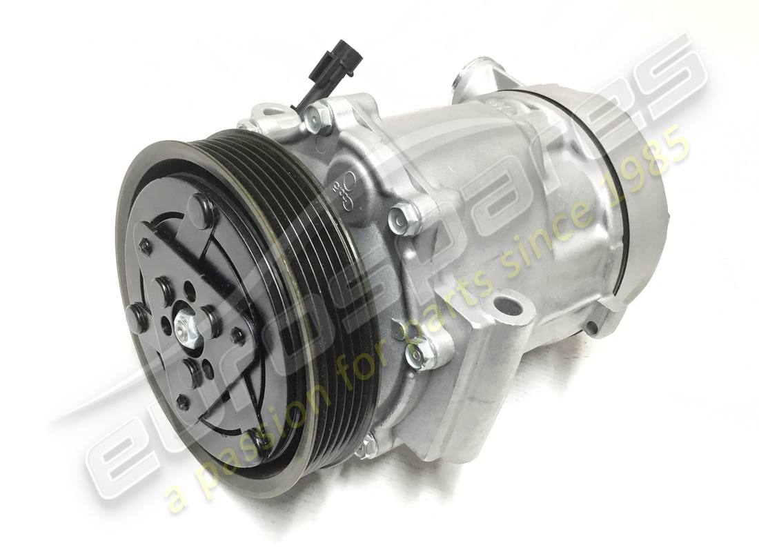 new maserati sanden compressor for air conditioning. part number 183309 (2)