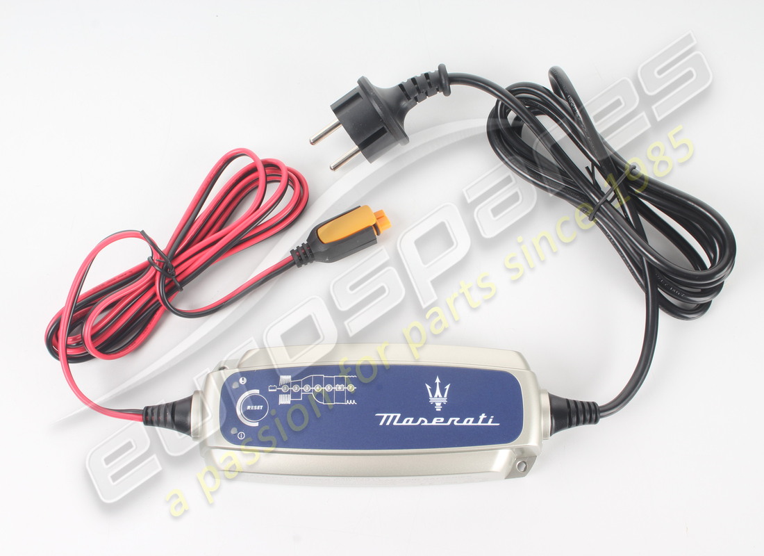 new maserati charger manteiner eu new logo. part number 940001313 (2)