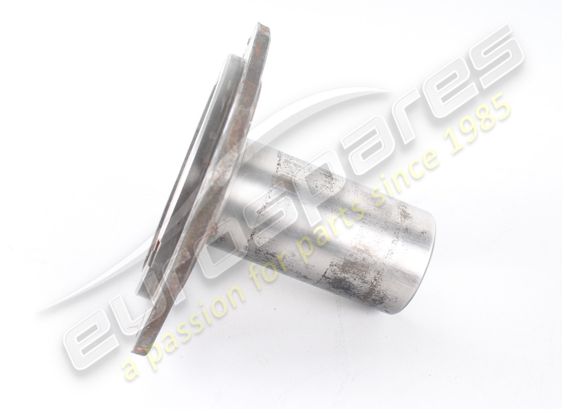 USED FERRARI FLANGE. PART NUMBER 105136 (2) used ferrari flange. part number 105136 (2)