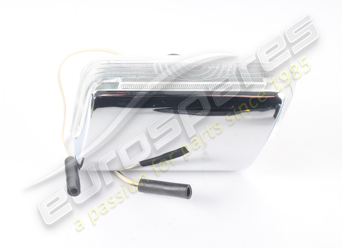NEW MASERATI RH SIDE LAMP ASSEMBLY. PART NUMBER BL62600 (4) new maserati rh side lamp assembly. part number bl62600 (4)