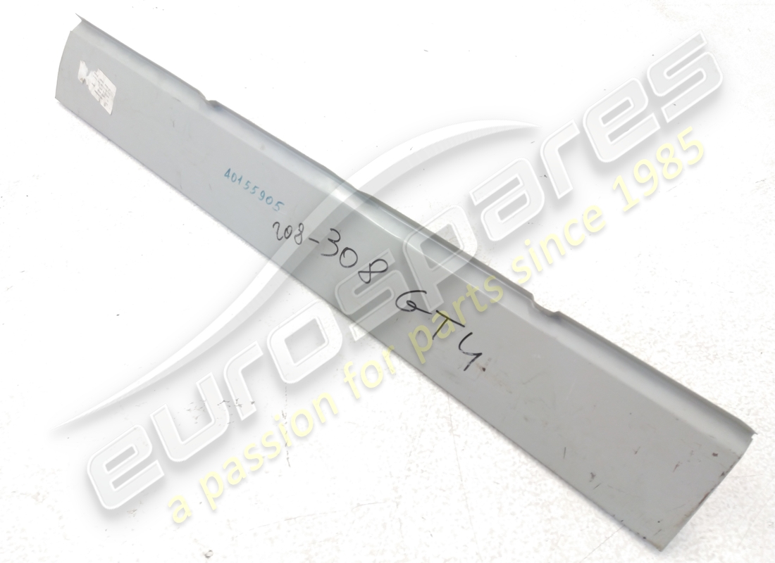 new ferrari rh door sill. part number 40155905 (1)