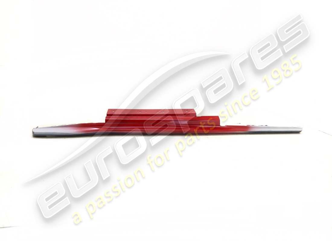 NEW (OTHER) Ferrari COMPLETE RH OUTER SILL COVER . PART NUMBER 88068610 (1)