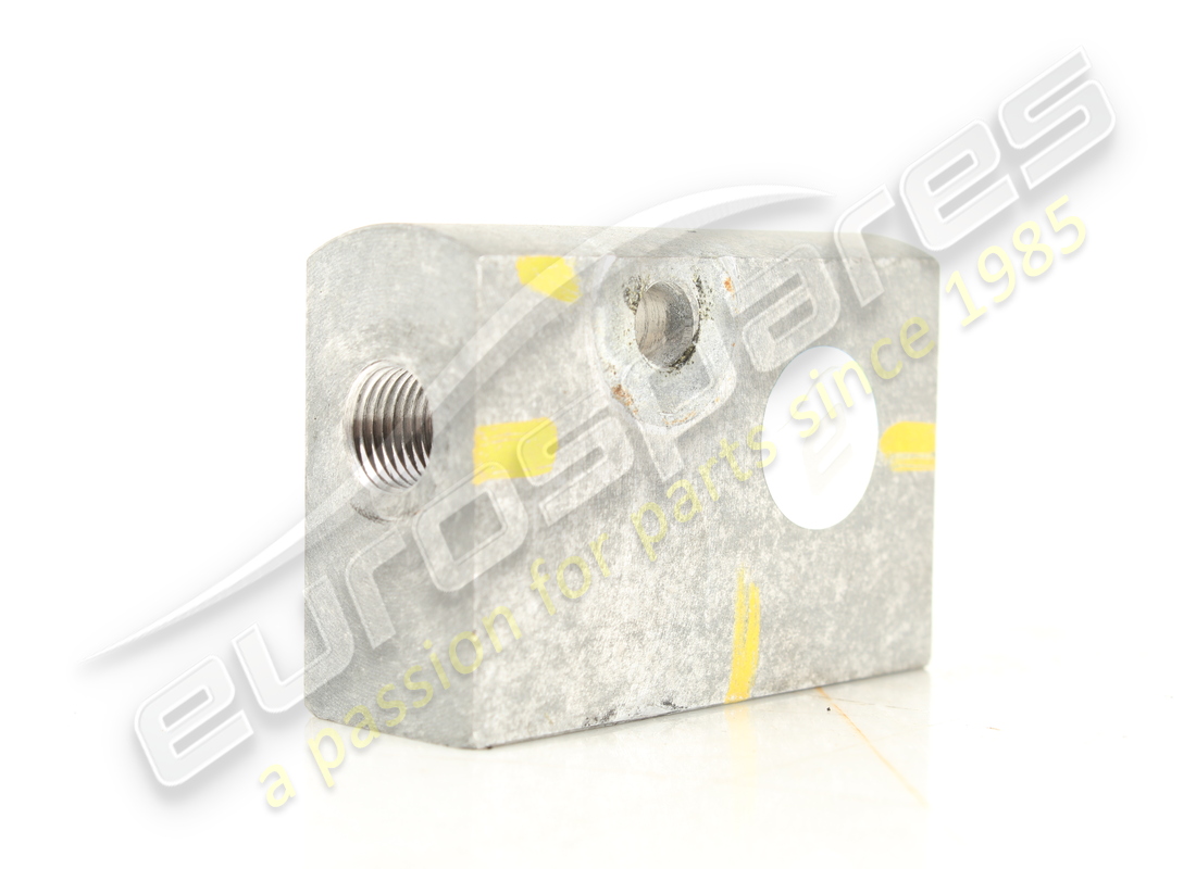 USED FERRARI DISTRIBUTOR BLOCK. PART NUMBER 260257 (1) used ferrari distributor block. part number 260257 (1)