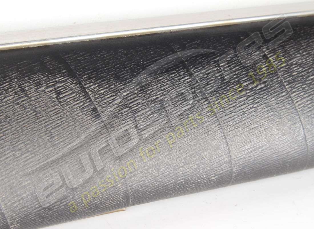 new ferrari rh upper inside door trim. part number 2513089800 (2)