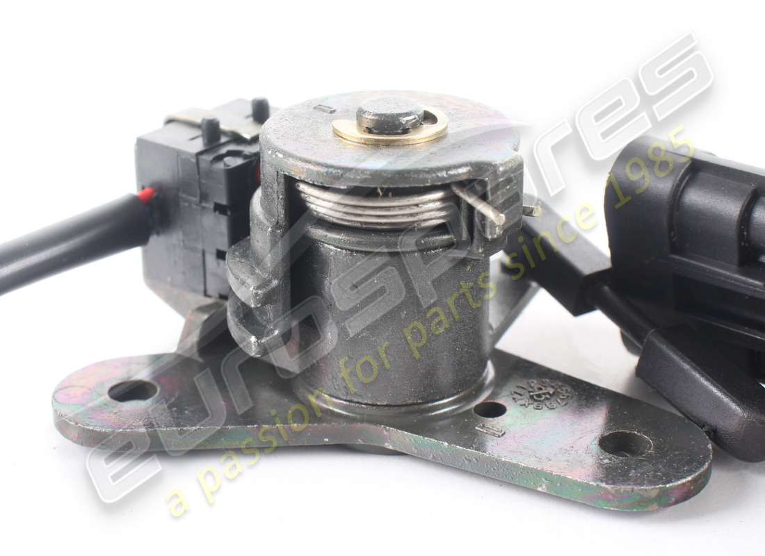 NEW FERRARI SAFETY BLOCK DOOR RH PART NUMBER 63180300 (5) new ferrari safety block door rh part number 63180300 (5)