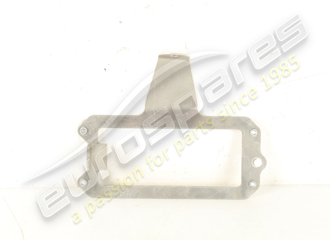 USED FERRARI DCT ECU BRACKET. PART NUMBER 86626400 (3) used ferrari dct ecu bracket. part number 86626400 (3)