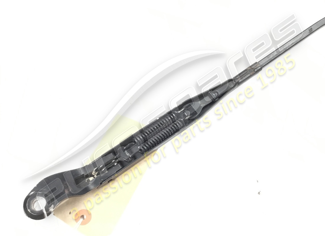 used maserati passenger side wiper arm. part number 66665700 (4)