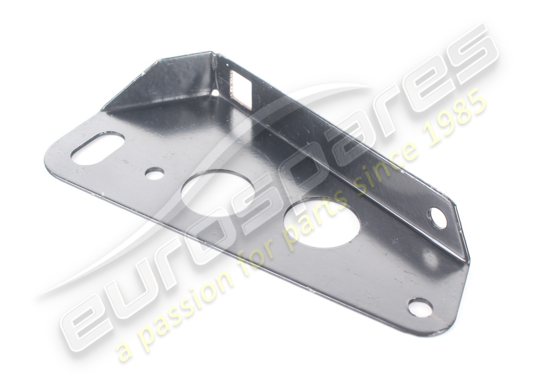 new ferrari steering column bracket. part number 112105 (1)