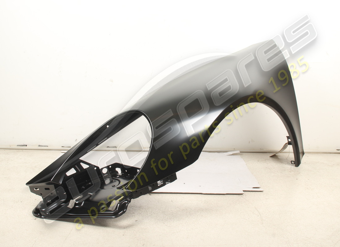 new porsche wing lhs prime coated. part number 99150303100grv (1)