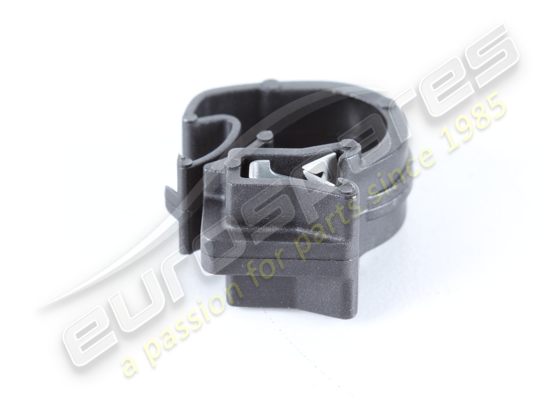 NEW MASERATI CLIP. PART NUMBER 224539 (2) new maserati clip. part number 224539 (2)