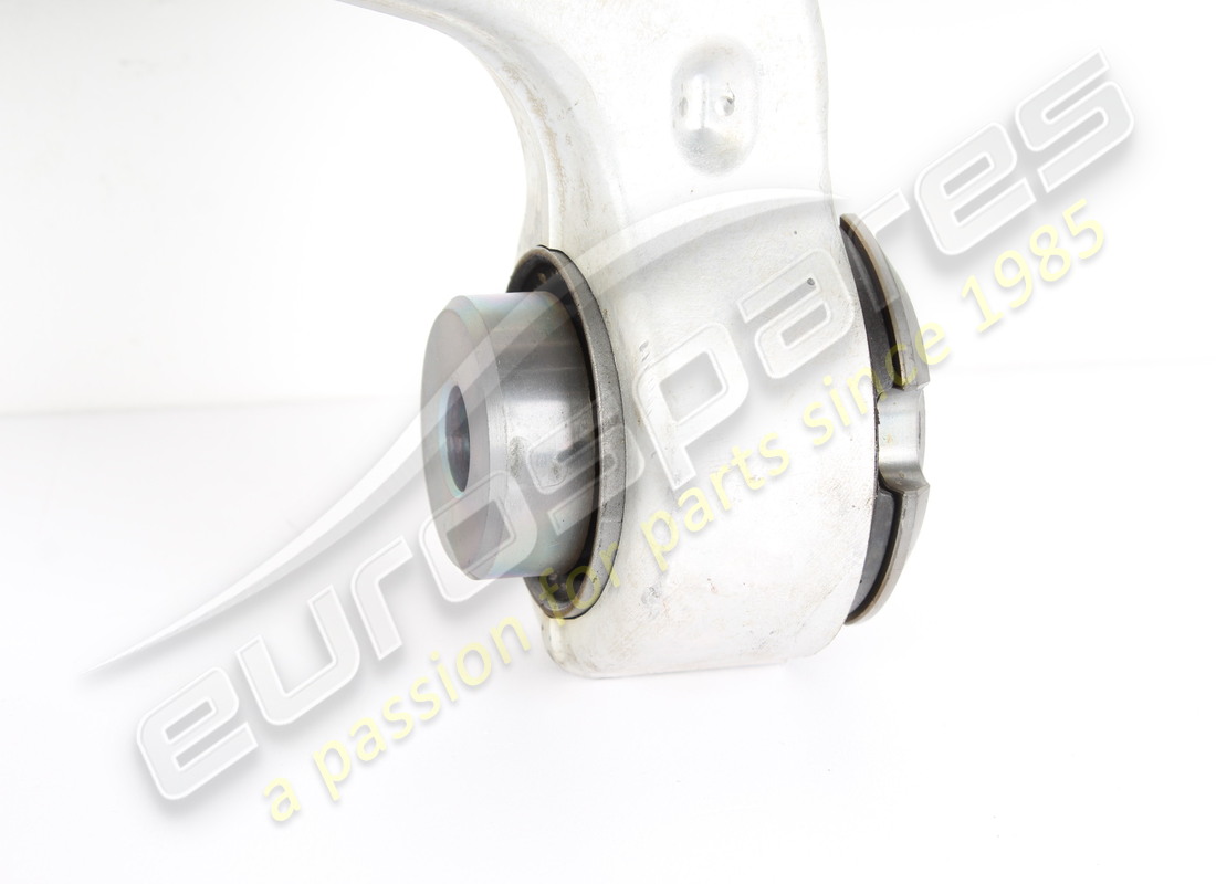 new maserati rh front lower suspension arm. part number 670213729 (2)