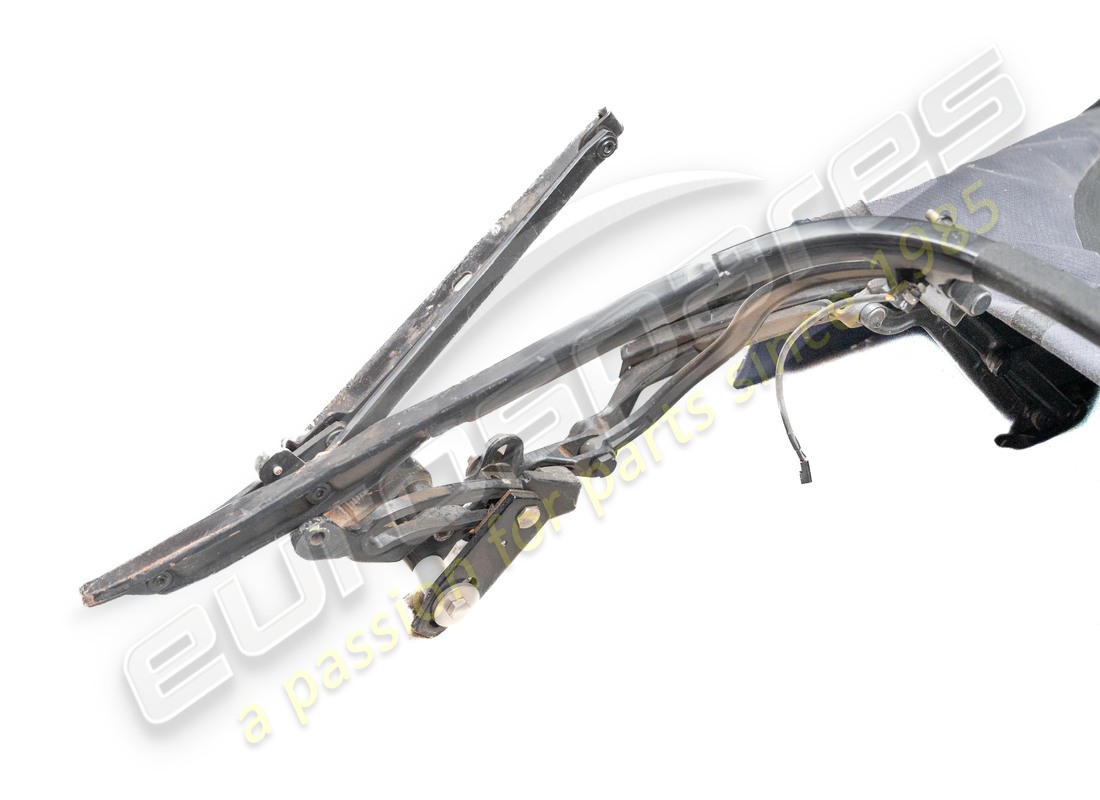 used ferrari spider roof assembly rhd part number 64897702 (3)