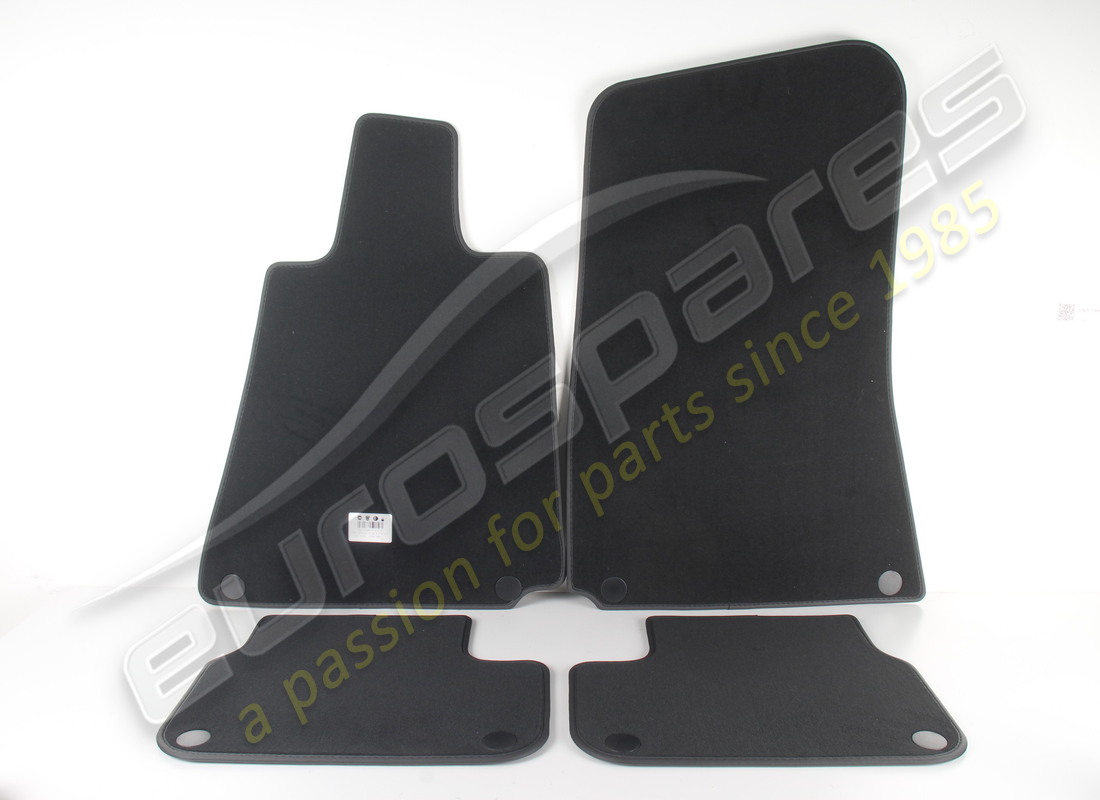 new maserati mats kit+fasteners nero. part number 673004162 (1)
