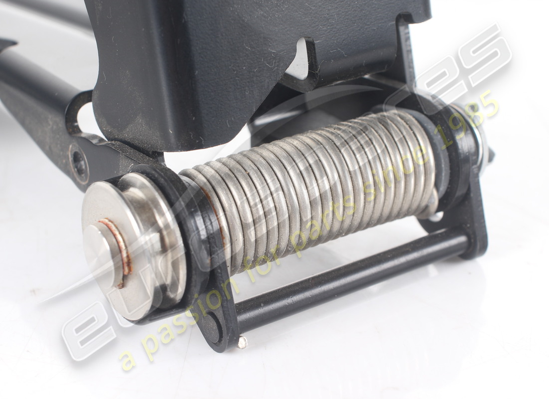 USED FERRARI FLAP INNER SHELL RH PART NUMBER 83978400 (7) used ferrari flap inner shell rh part number 83978400 (7)