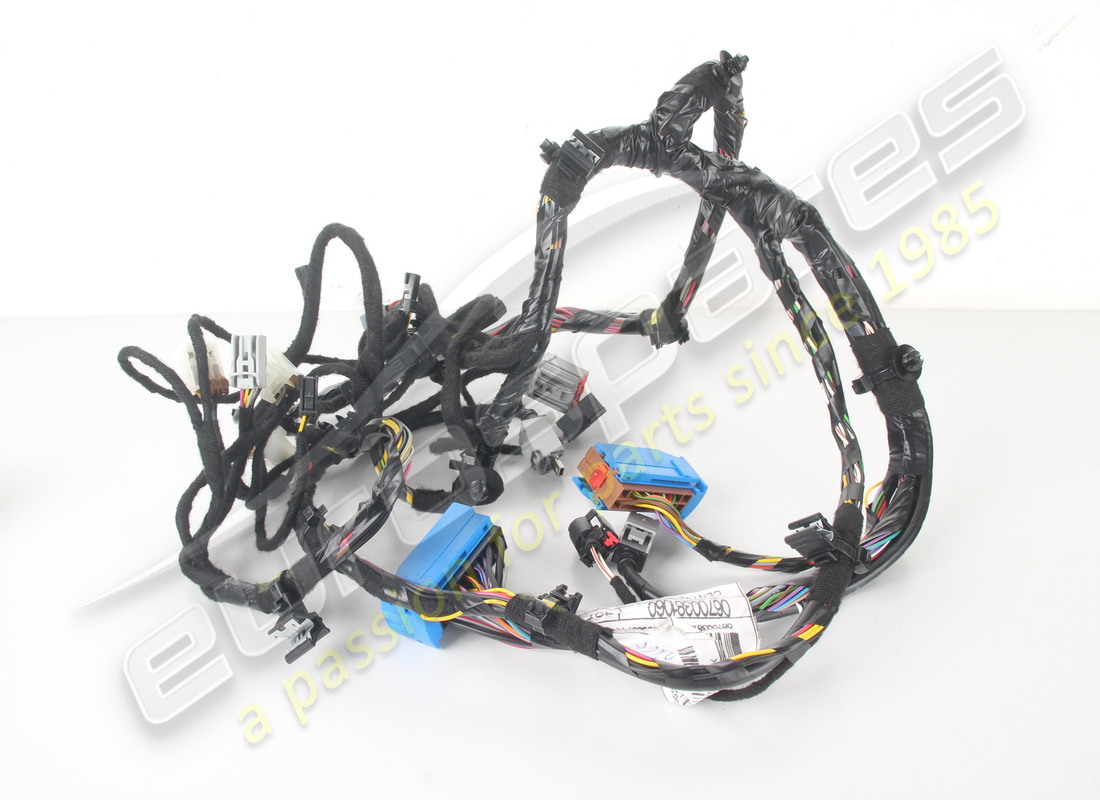 USED Maserati CONSOLLE WIRING HARNESS . PART NUMBER 670038106 (1) USED Maserati CONSOLLE WIRING HARNESS . PART NUMBER 670038106 (1)