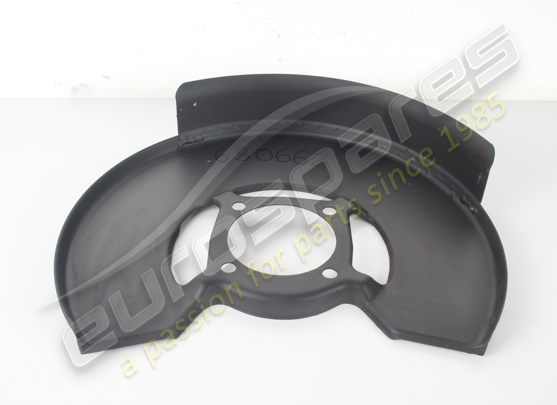 new ferrari rh disc cover. part number 680662 (2)