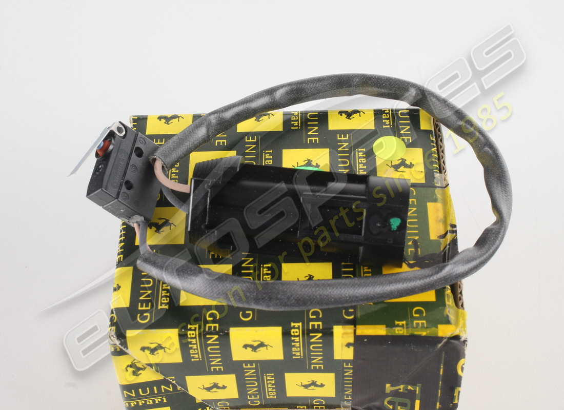 new ferrari micro-switch.. part number 67493300 (4)