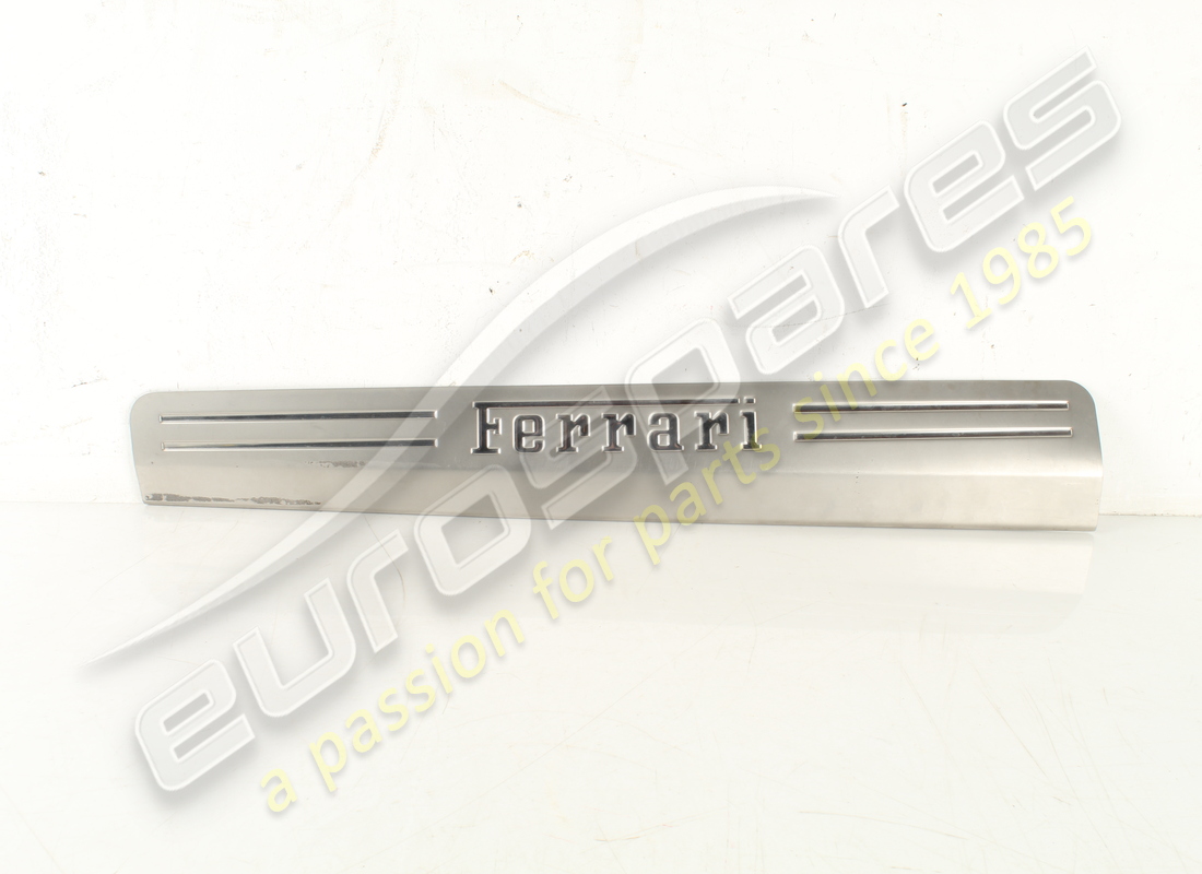 used ferrari rh kickplate. part number 81361800 (4)