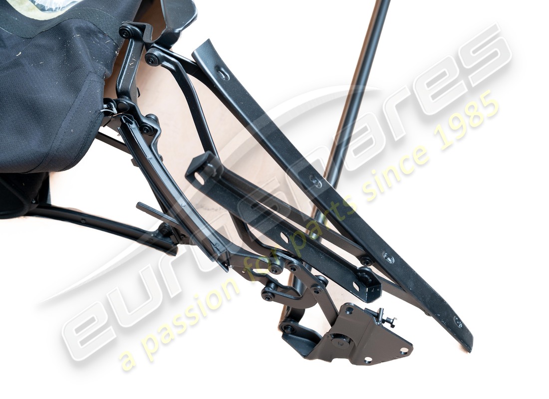 NEW FERRARI ROOF COMPLETE LHD BLACK. PART NUMBER 64248900 (4) new ferrari roof complete lhd black. part number 64248900 (4)