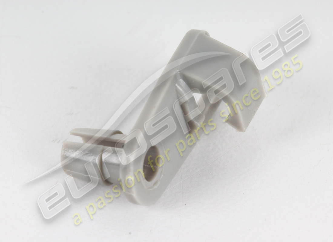 new maserati clip. part number 314320351 (2)