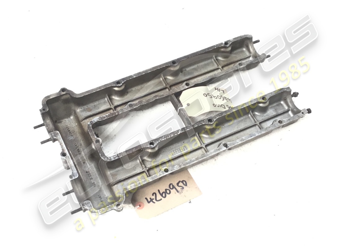 used ferrari lh cam cover. part number 4260950 (2)