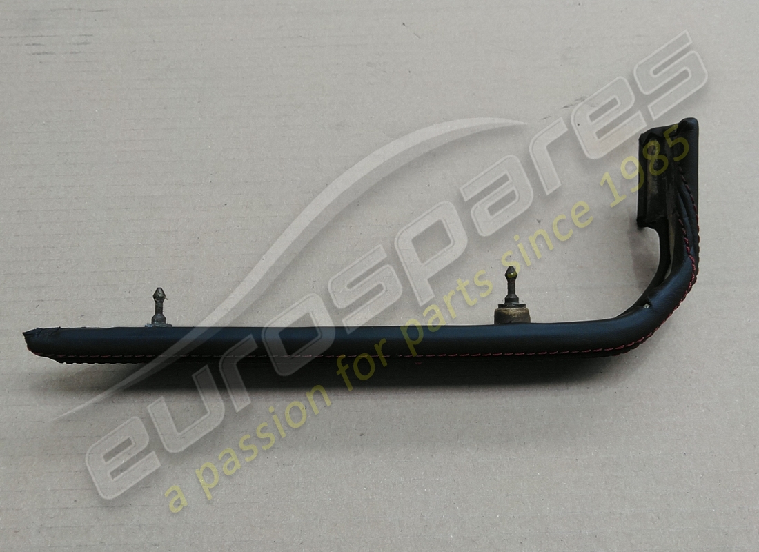 damaged ferrari centre trim panel under upper dashboard cover. part number 915169 (2)