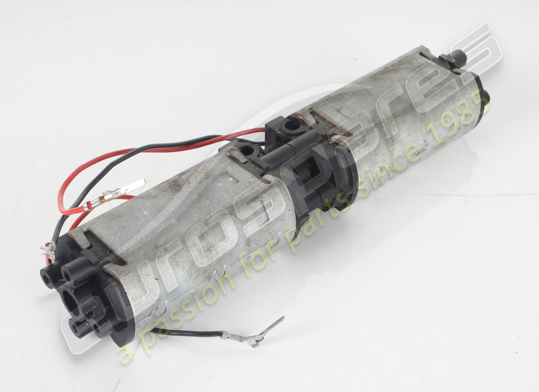 USED FERRARI GUIDE MOTOR. PART NUMBER 65877100 (2) used ferrari guide motor. part number 65877100 (2)