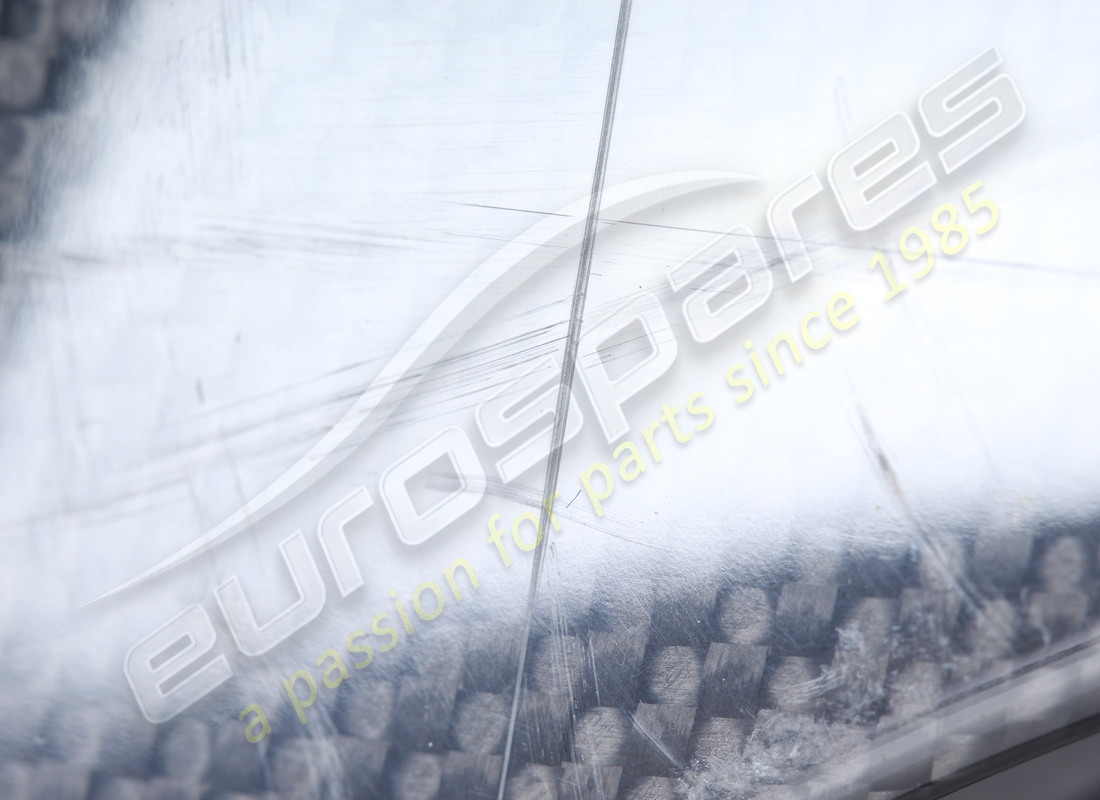 used ferrari lh front panel -carbon pan. part number 68600900 (7)