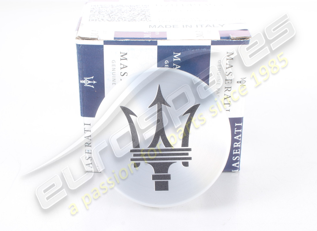 new maserati wheel badge 21'' eracle. part number 670149353 (1)
