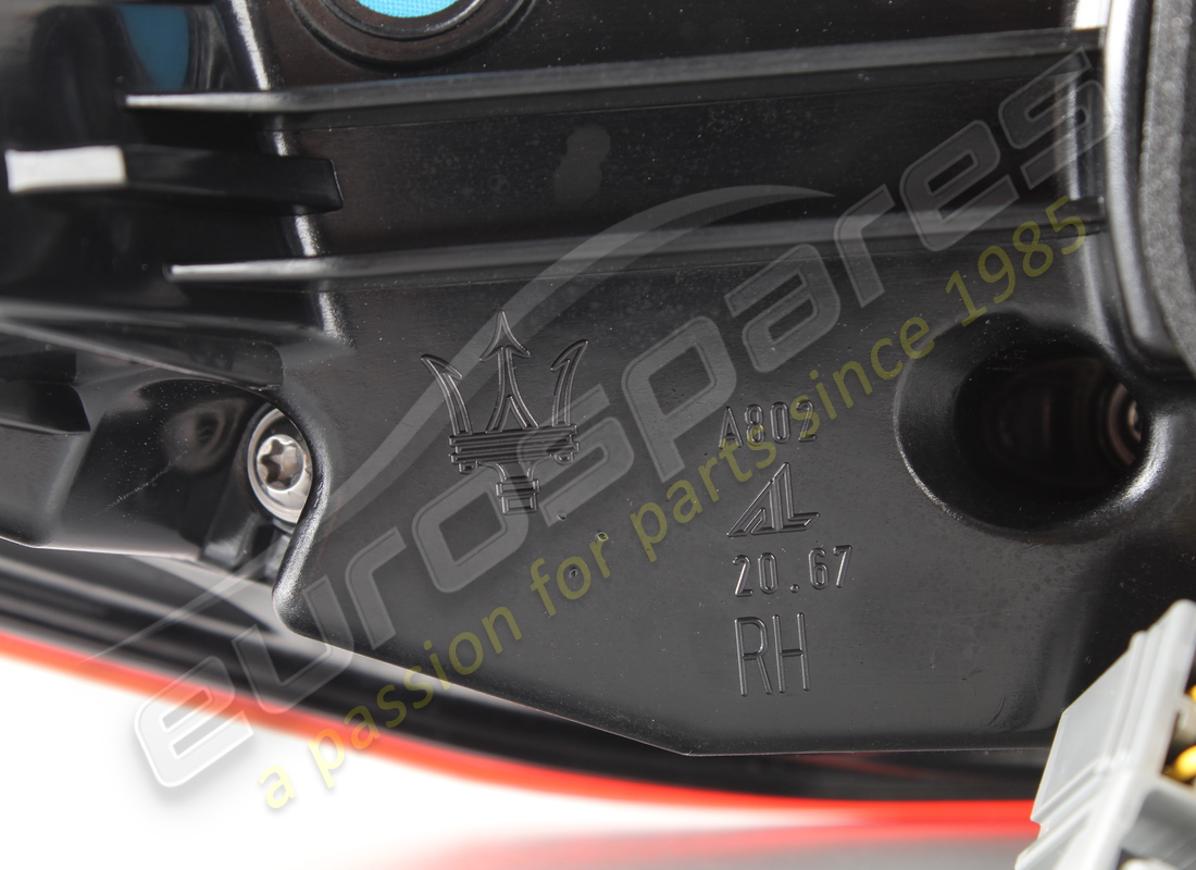 NEW MASERATI RH OUTER REAR LIGHT. PART NUMBER 670106830 (4) new maserati rh outer rear light. part number 670106830 (4)